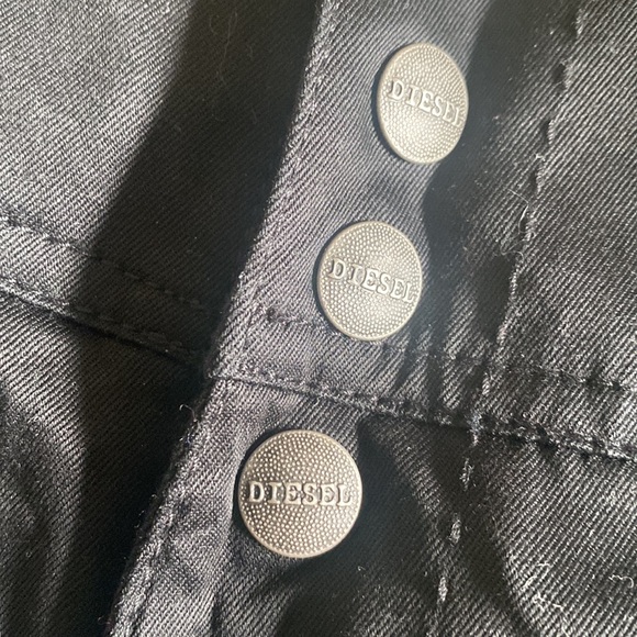 Diesel front buttoned shorts with buckle detail in the back. - Picture 7 of 8